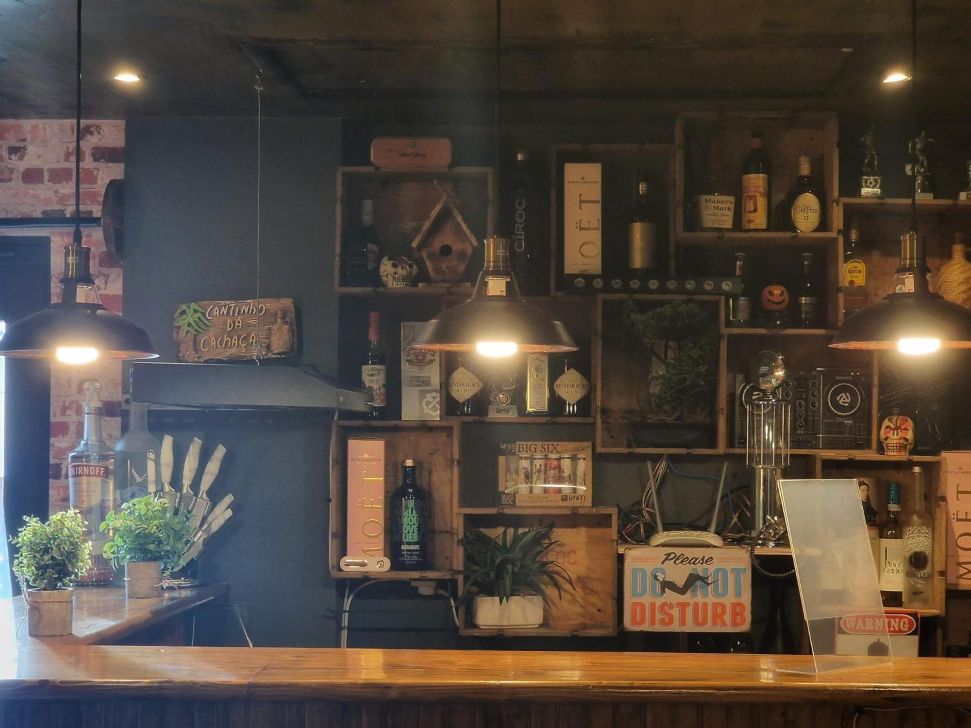 בריסטול The Pub - Unique & Authentic Experience - Free Parking!, 5 Minutes From Airbus And The Mall Cribbs מראה חיצוני תמונה