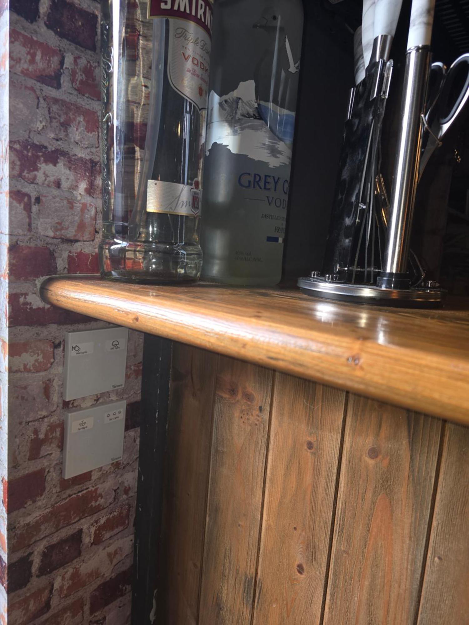 בריסטול The Pub - Unique & Authentic Experience - Free Parking!, 5 Minutes From Airbus And The Mall Cribbs מראה חיצוני תמונה